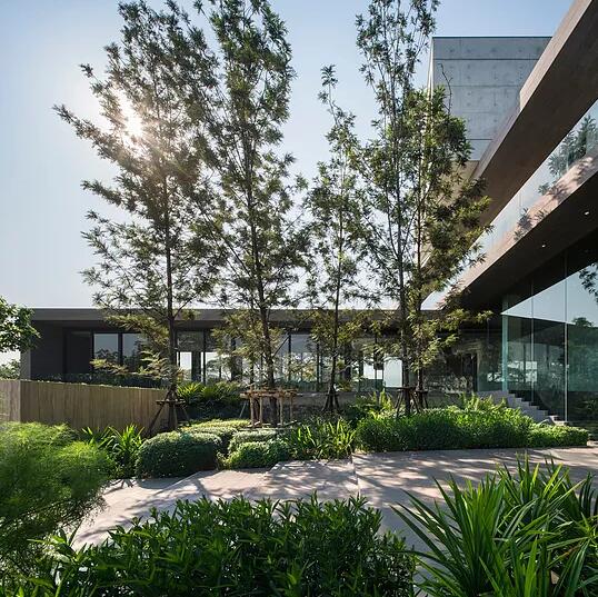 泰國曼谷雨樹住宅區(qū)景觀設(shè)計(jì)